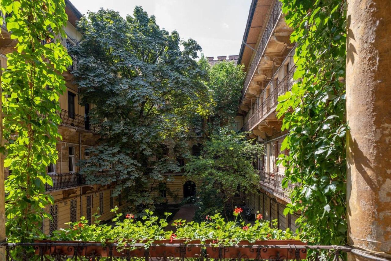 Central And Large Ac Home Away From Home بودابست المظهر الخارجي الصورة