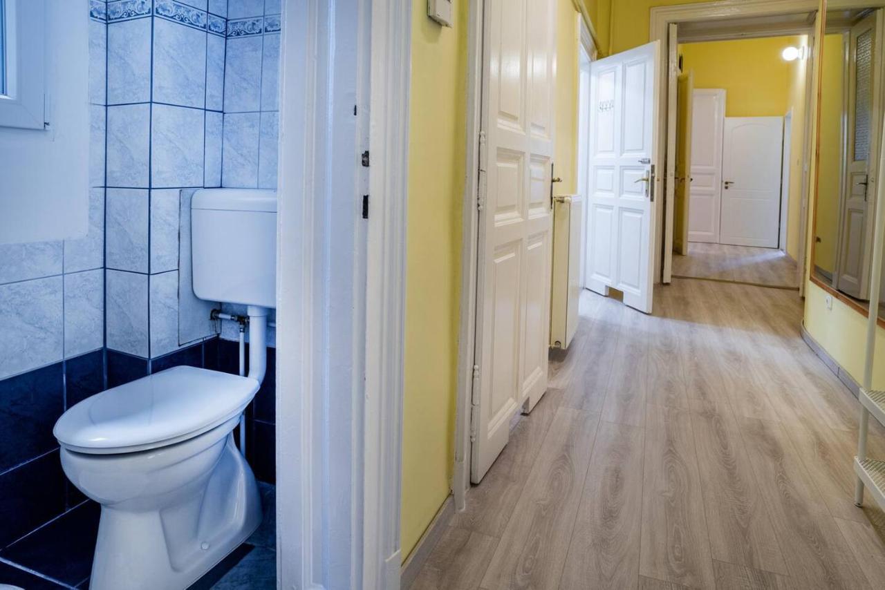 Central And Large Ac Home Away From Home بودابست المظهر الخارجي الصورة