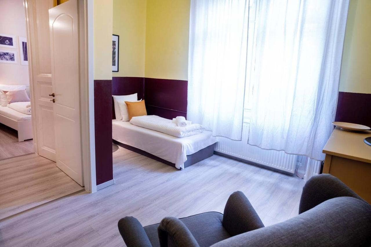 Central And Large Ac Home Away From Home بودابست المظهر الخارجي الصورة
